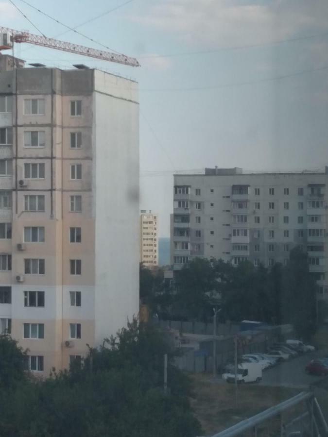 Двокімнатна Квартира يوجني المظهر الخارجي الصورة